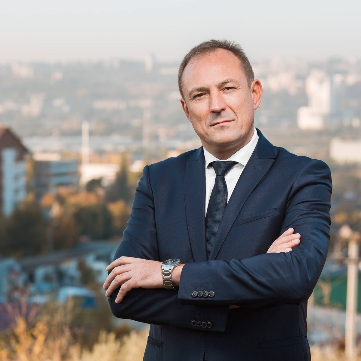 Nașul primarului Ion Ceban, Ruslan Garbalî, vizat într-un nou scandal. Ar fi implicat în organizarea protestelor lui Șor