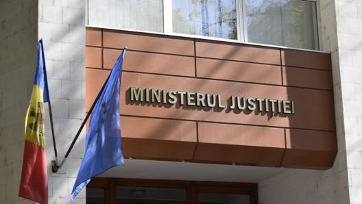 Nouă deținuți au părăsit închisoarea. Ministerul Justiției anchetează eliberarea condamnaților pe viață