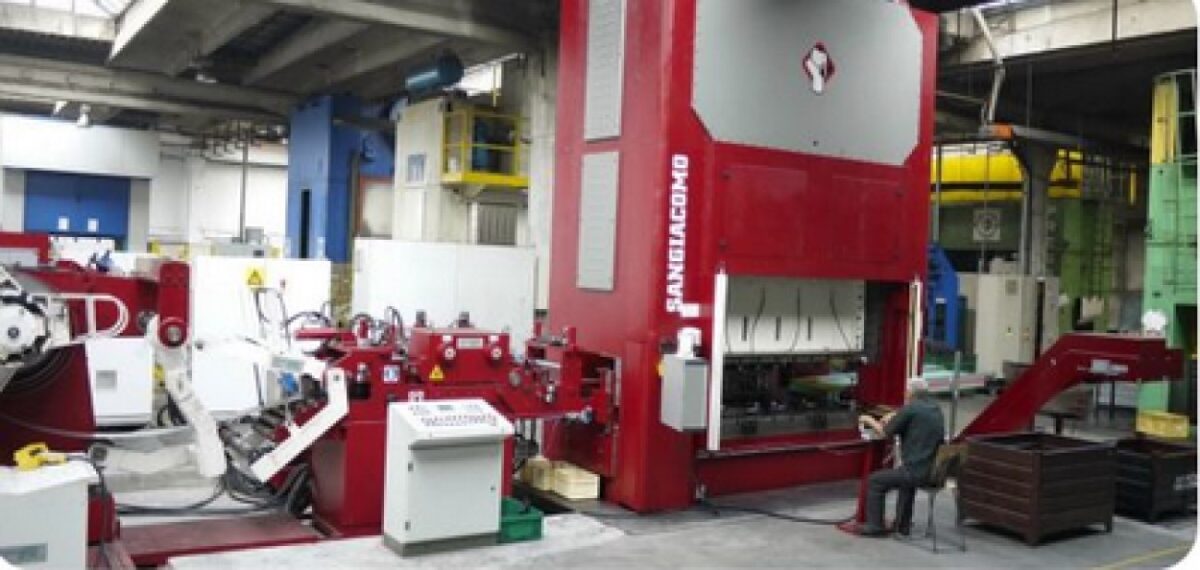 Criza lovește istoria. Companie cu o tradiție de 74 de ani, la un pas de insolvență