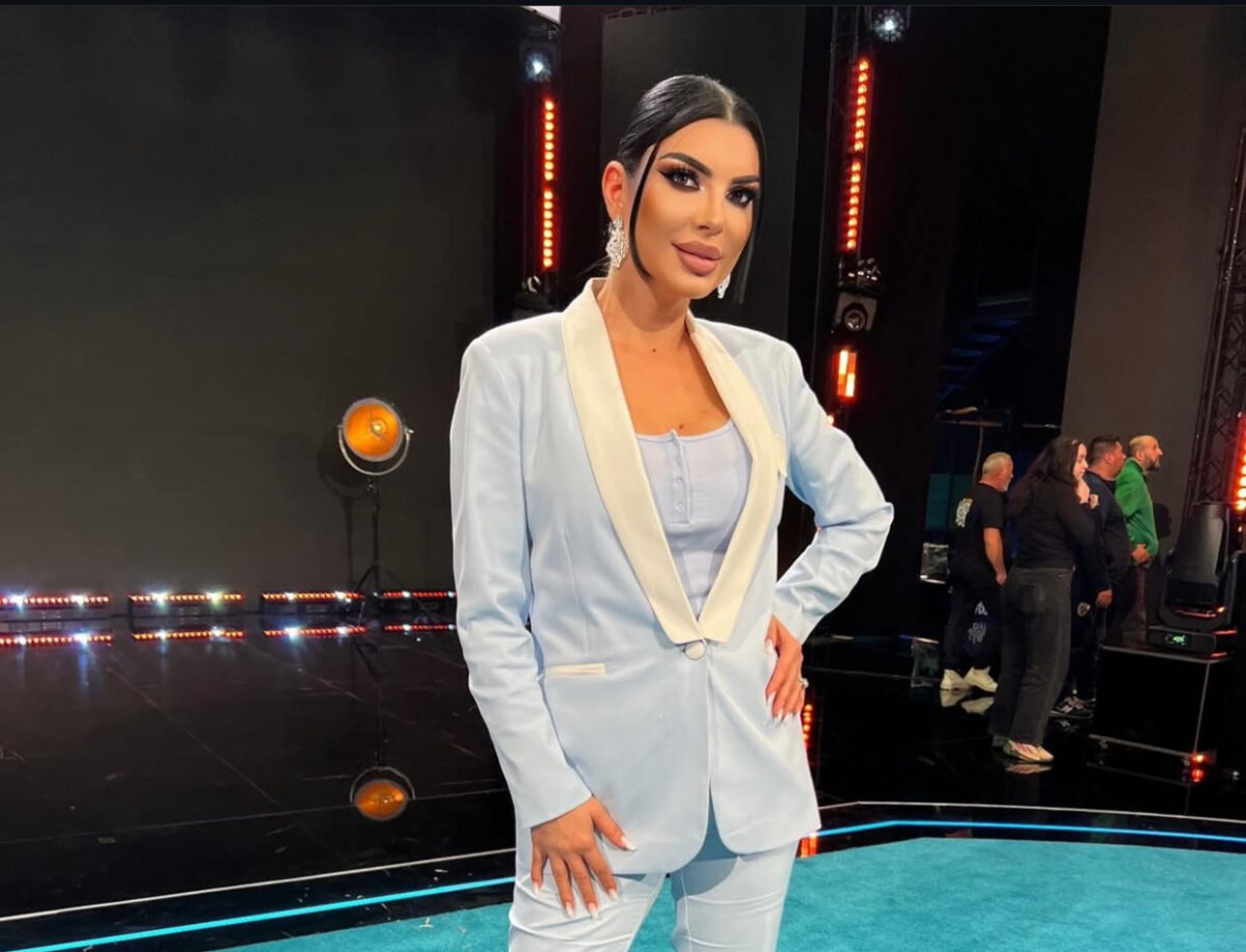 Iertarea Andreei Tonciu a costat o avere. Vedeta a primit bani ca să treacă peste episodul amantlâcului