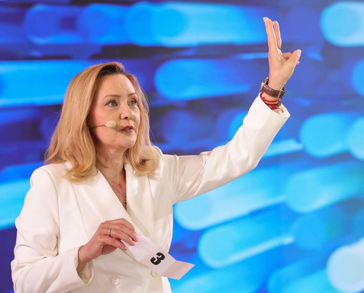 Dosarul fotografiilor trucate. Elena Lasconi le-a dezvăluit procurorilor modul prin care ar fi fost păcălită