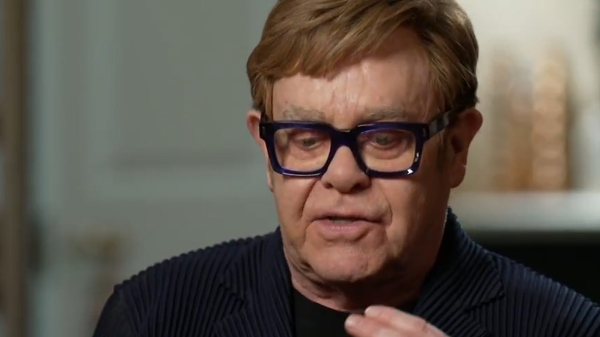 Elton John, furios pe guvernul britanic: Sunt niște ratați absoluți