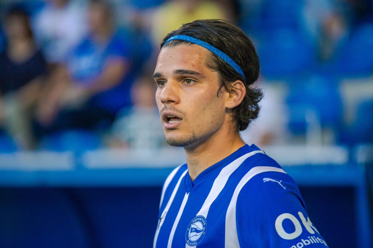 Ianis Hagi semnează, în sfârșit. Unde va juca internaționalul român