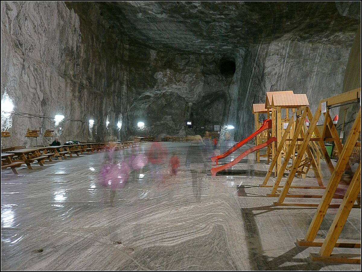 Situație critică la Salina Praid. Galeriile au fost inundate de ploile torențiale. Video