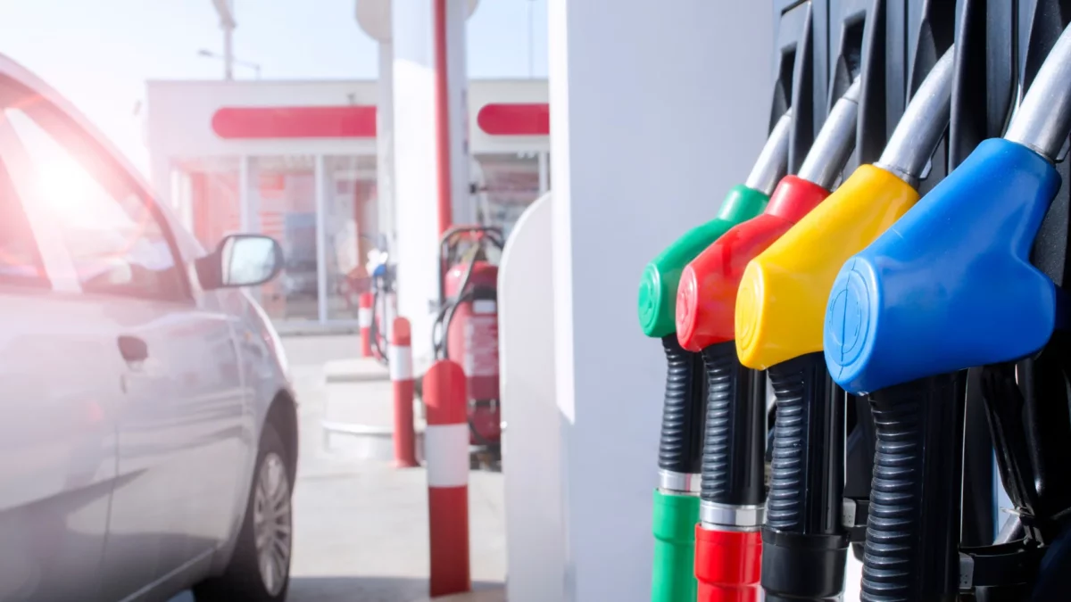 Prețul carburanților, 29 septembrie. Stațiile de alimentare cu cele mai mici tarife la benzină, motorină și GPL