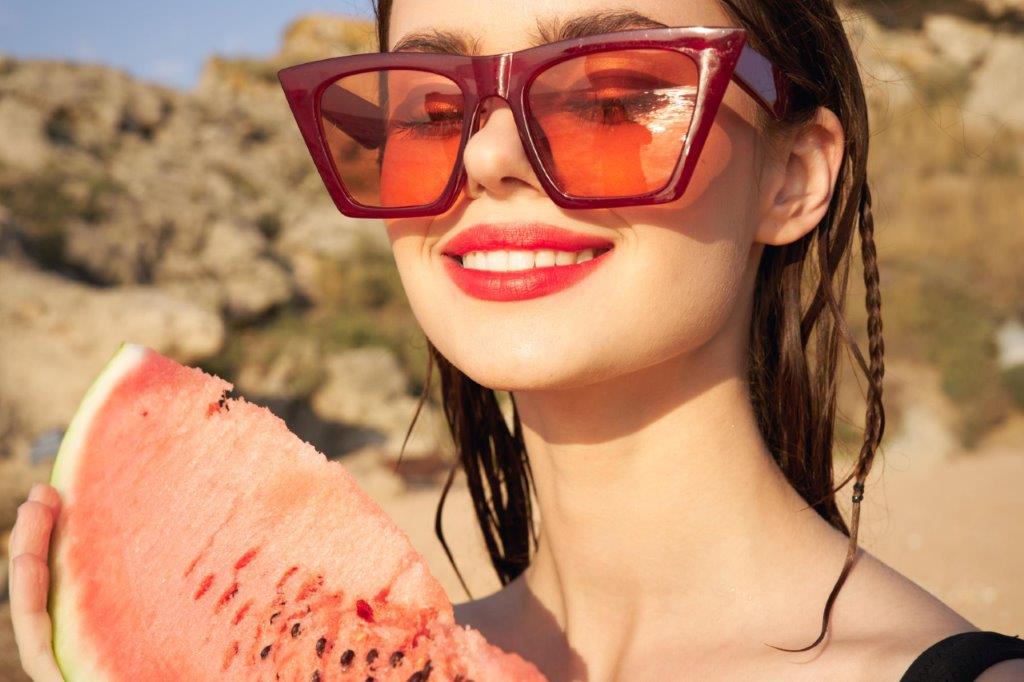 Cele mai frecvente greșeli în machiajul de vară și cum le eviți