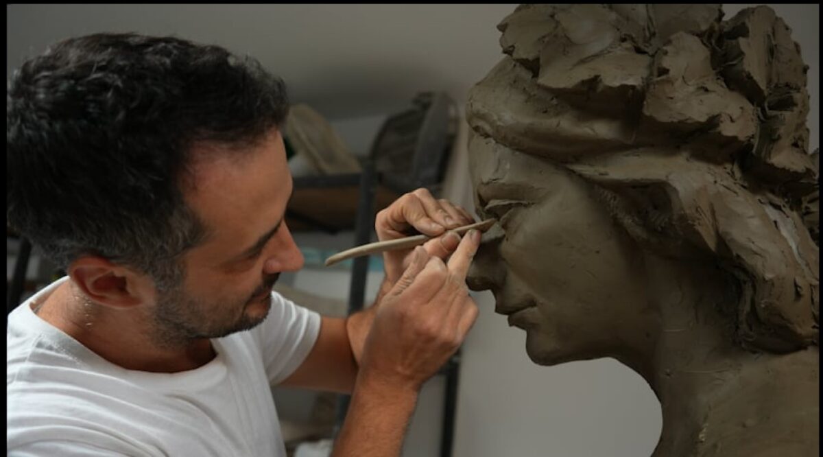 Ornamentele arhitecturale ale palatelor Timișoarei, în pericol de colaps, printate 3D