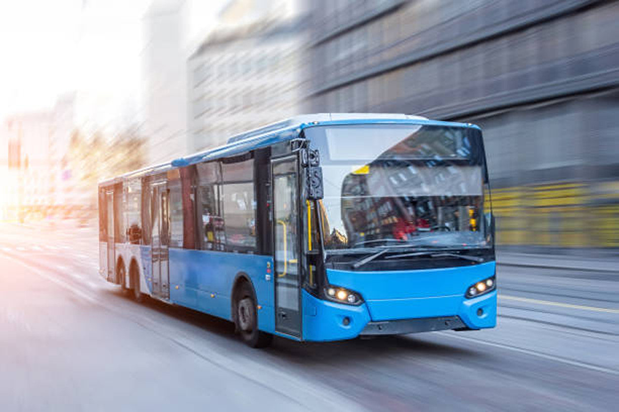 Autobuz