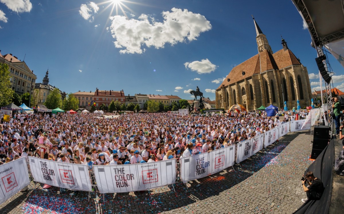 Emil Boc, la alergat cu 5.000 de clujeni. Lăsați grijile deoparte, inclusiv alegerile!