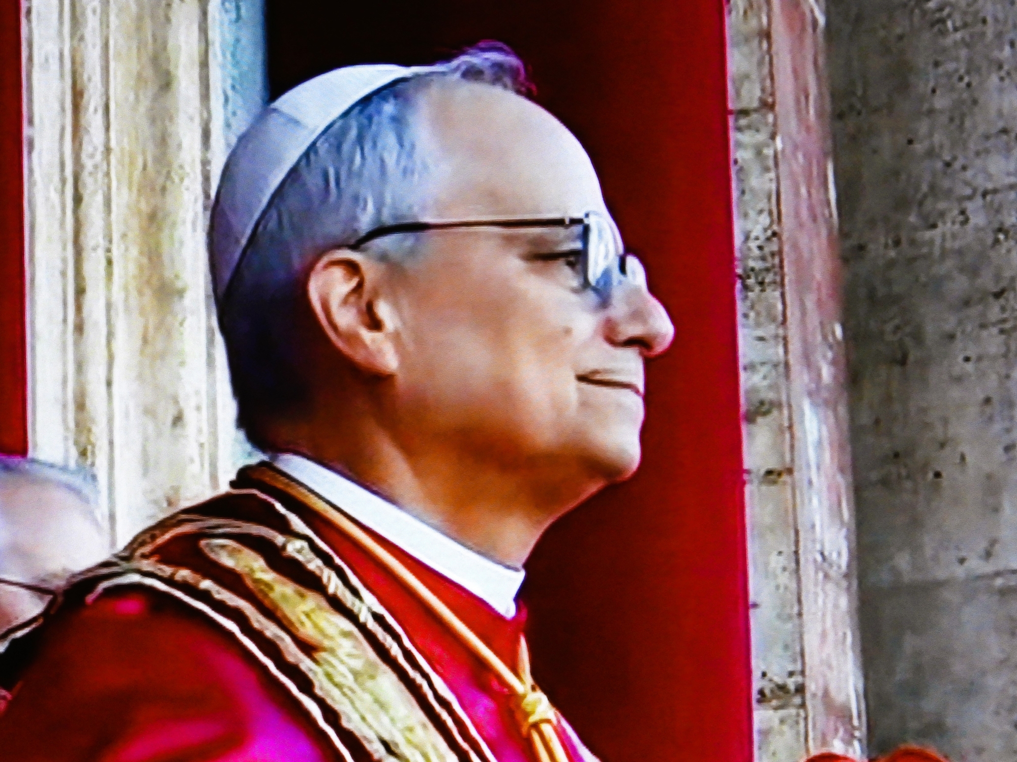 Papa Leon al XIV-lea, la spital pentru o operație la plămân. Intervenția are loc marți după-amiază