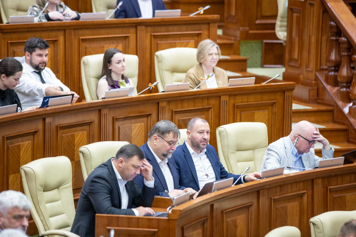Conflict politic în Parlamentul Republicii Moldova. Este vorba de împrumutul de 400 de milioane de euro pentru Energocom