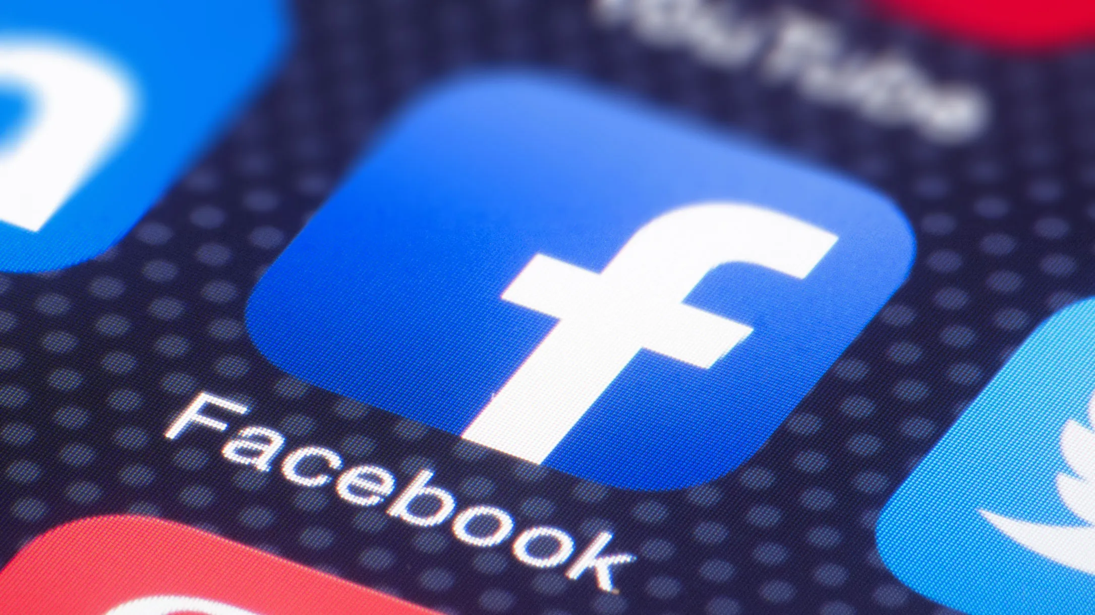 Meta a anunțat cea mai importantă schimbare de algoritm din ultimii ani pentru Facebook și Instagram