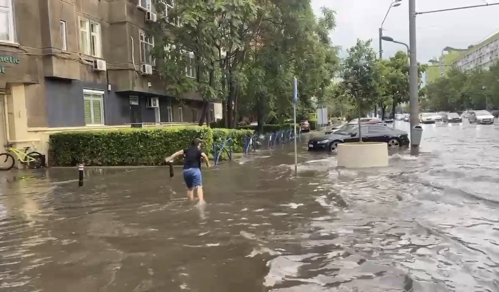 Inundații