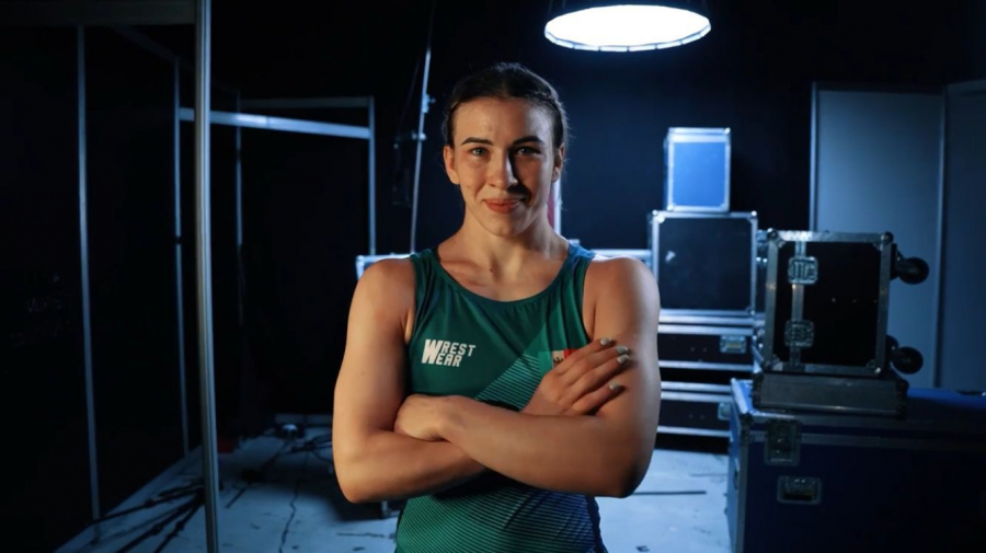 O sportivă din Republica Moldova, pe podium în Croația. Irina Rîngaci cucerește aurul la lupte pe plajă