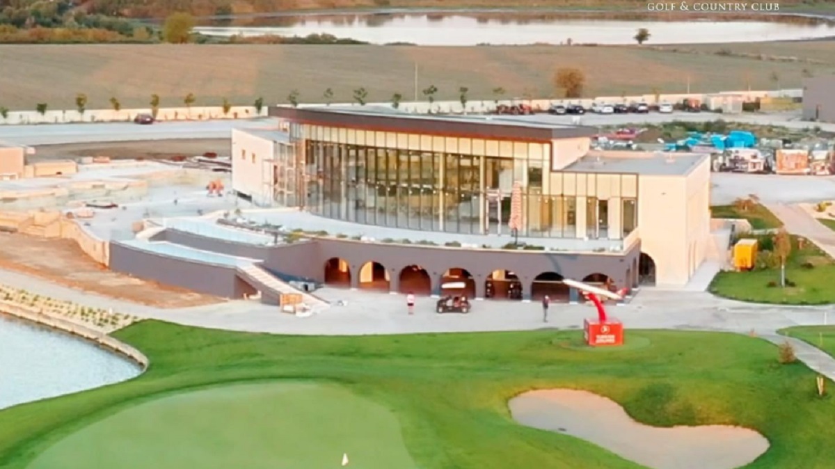 Un nou resort, lângă București. Accesibil atât membrilor clubului, cât și vizitatorilor