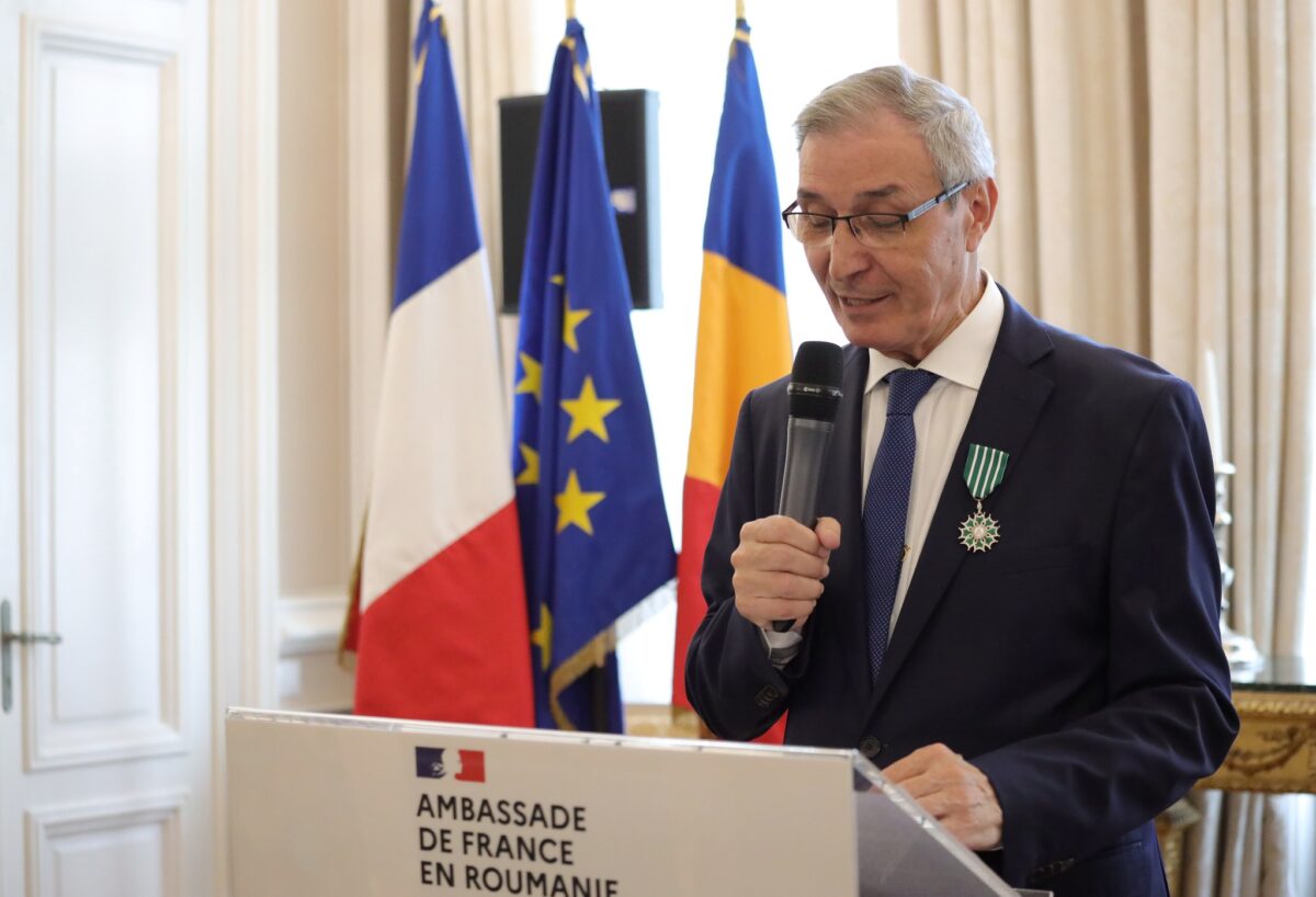 Marin Cazacu, directorul Filarmonicii George Enescu, decorat de statul francez