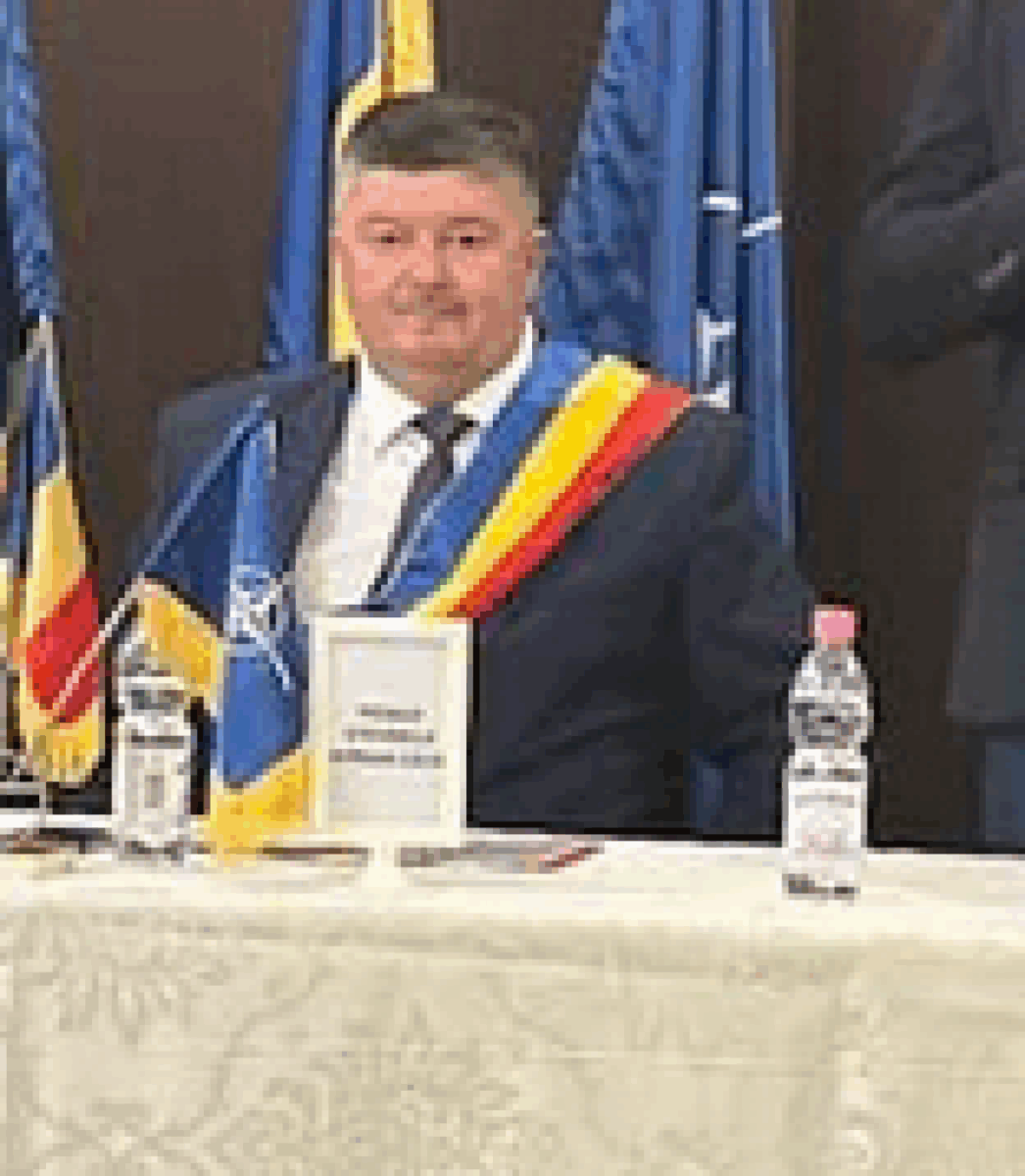 Primarul unei comune din Bihor, la închisoare. A fost la o vânătoare ilegală unde a murit un pădurar