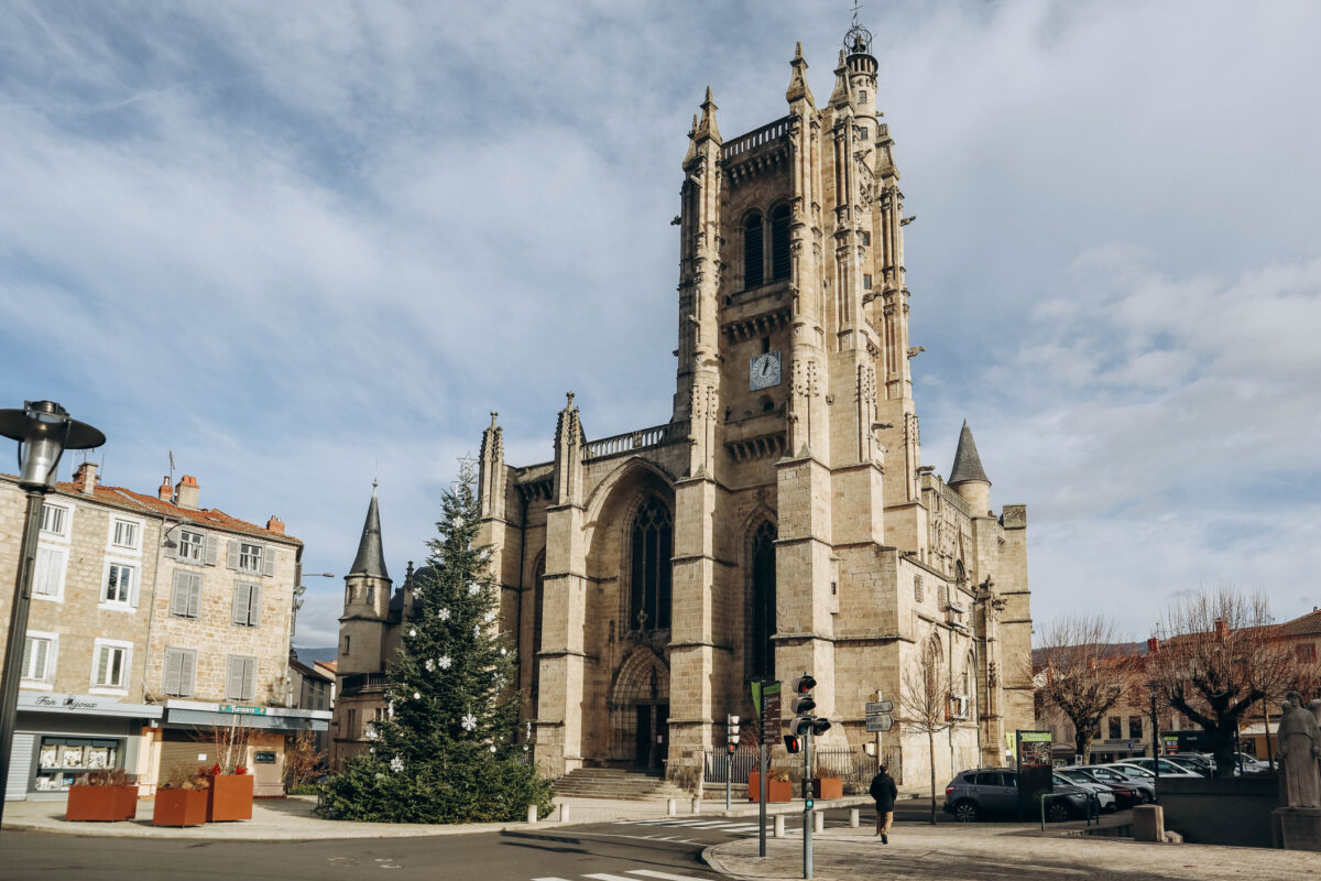 Orașul din Franța unde poți cumpăra o casă cu un euro