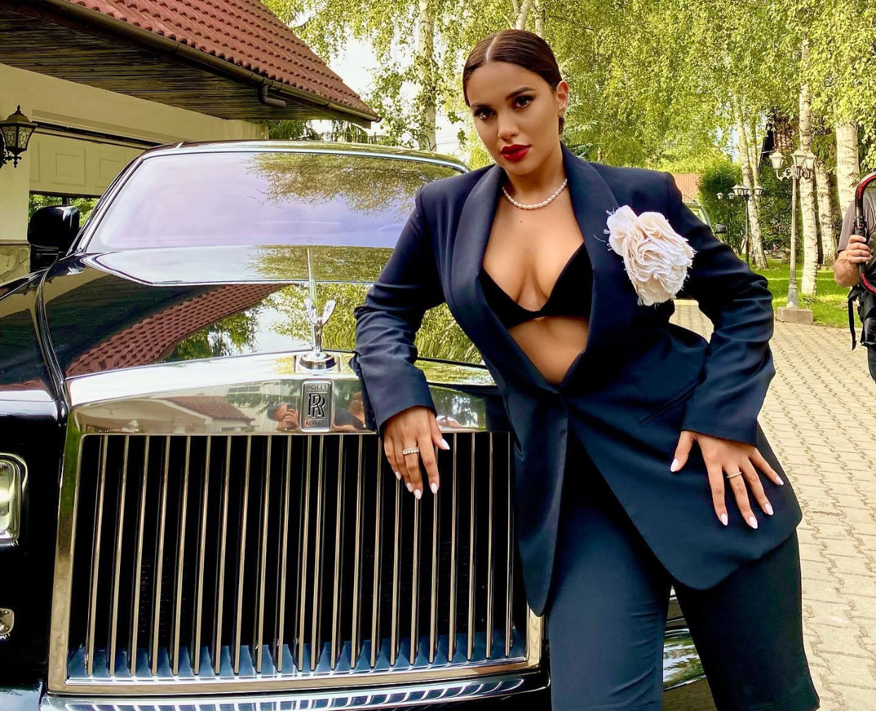 De ce l-a supărat Betty pe Florin Salam. Au ajuns să aibă certuri pentru că a călcat pe urmele tatălui său