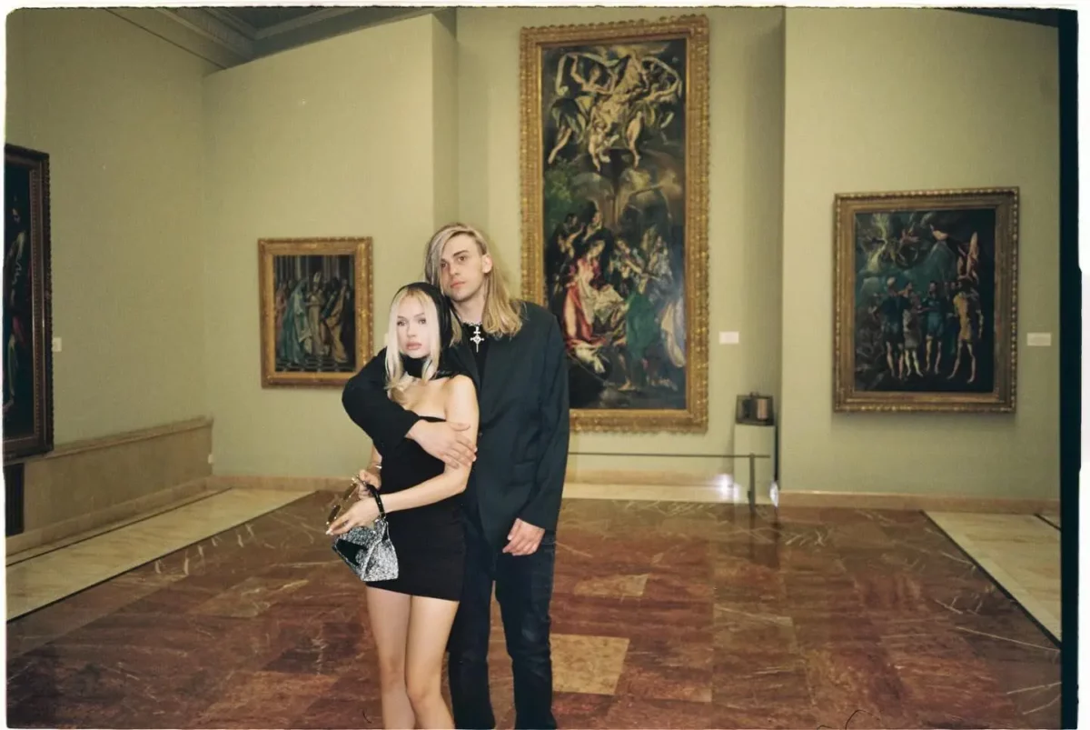 Eva Timush își surprinde fanii: cântăreața nu mai este cu fiul milionarului Stati și are un nou iubit