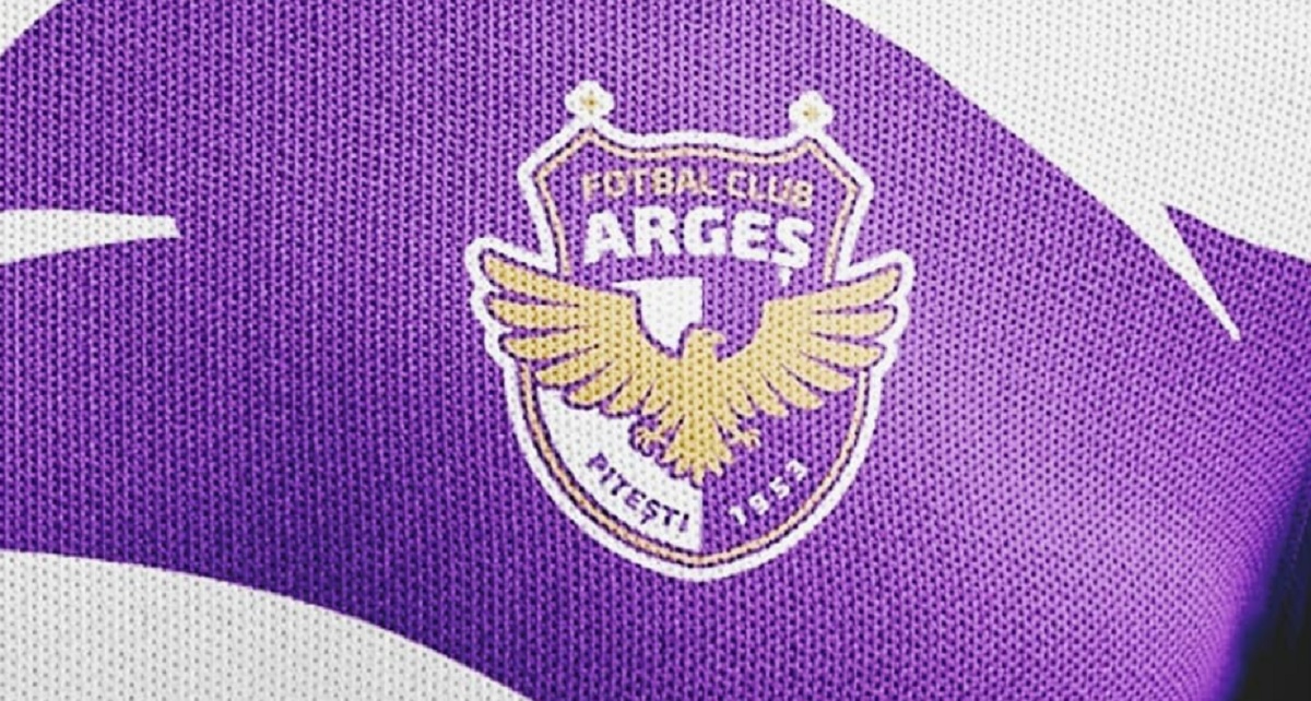 FC Argeș solicită publicarea dialogurilor dintre arbitri, altfel amenință cu acțiuni în instanță
