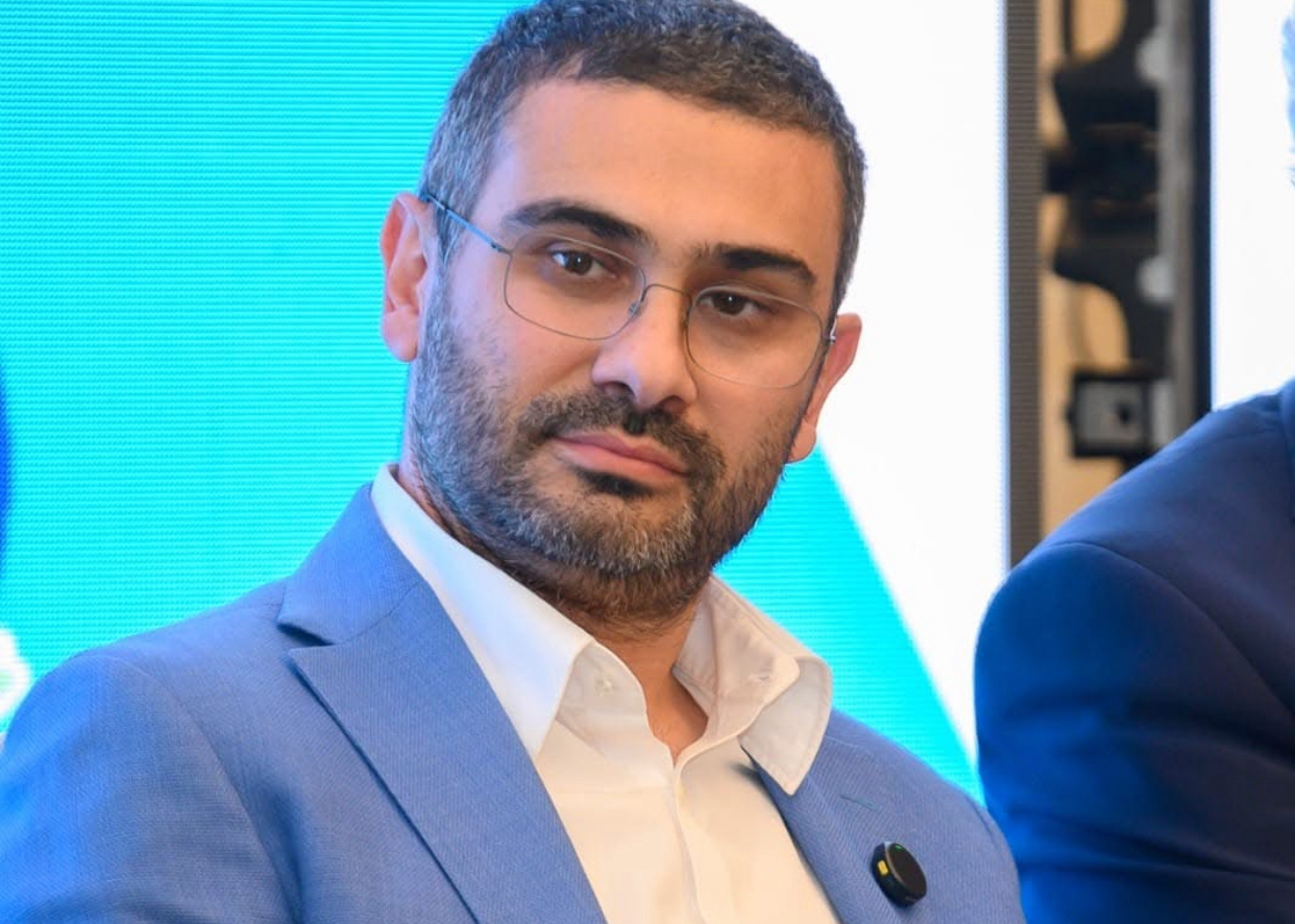 Florin Manole