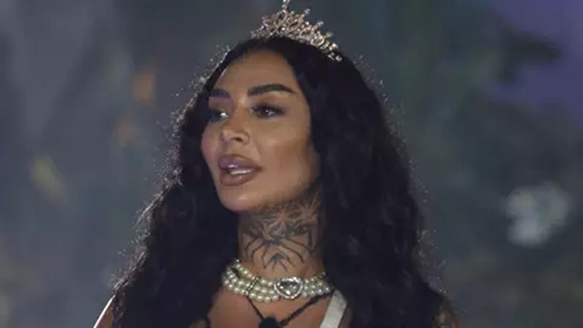 Ispita Naba Salem, de nerecunoscut înainte de operații. Imagini rare