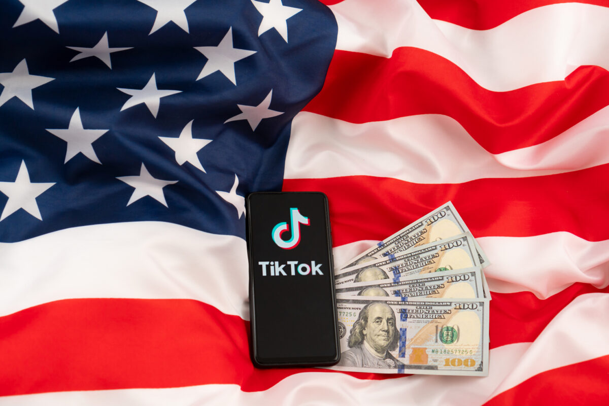 TikTok rămâne în SUA, după ce Trump a anunțat semnarea acordului de cesiune