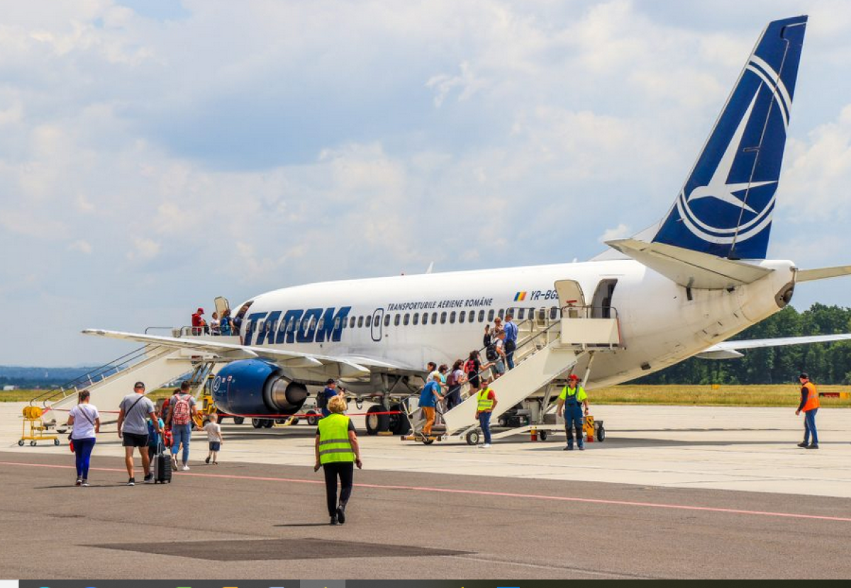 Fostul deputat Mircea Dolha, coborât cu poliția din avion, dă în judecată Tarom