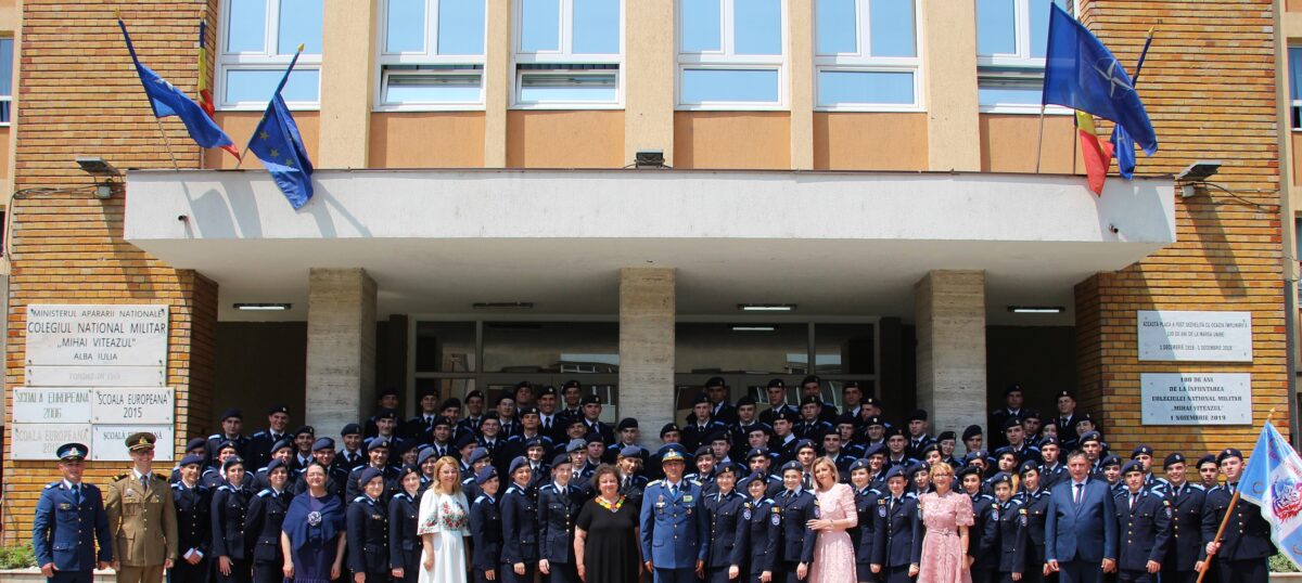 Șeful de promoție de la Colegiul Militar Alba Iulia: Nu vă pierdeți sufletul