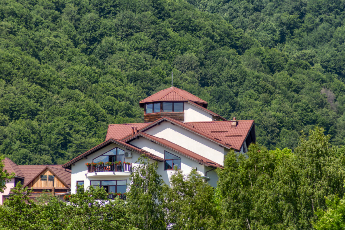 Povestea Transylvanian Inn: un vis de familie transformat în loc de regăsire