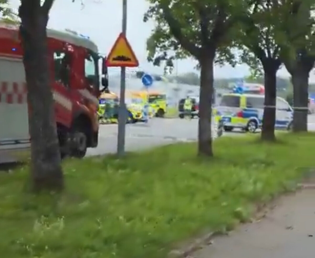 Atac armat lângă o moschee din Suedia. O persoană a fost ucisă