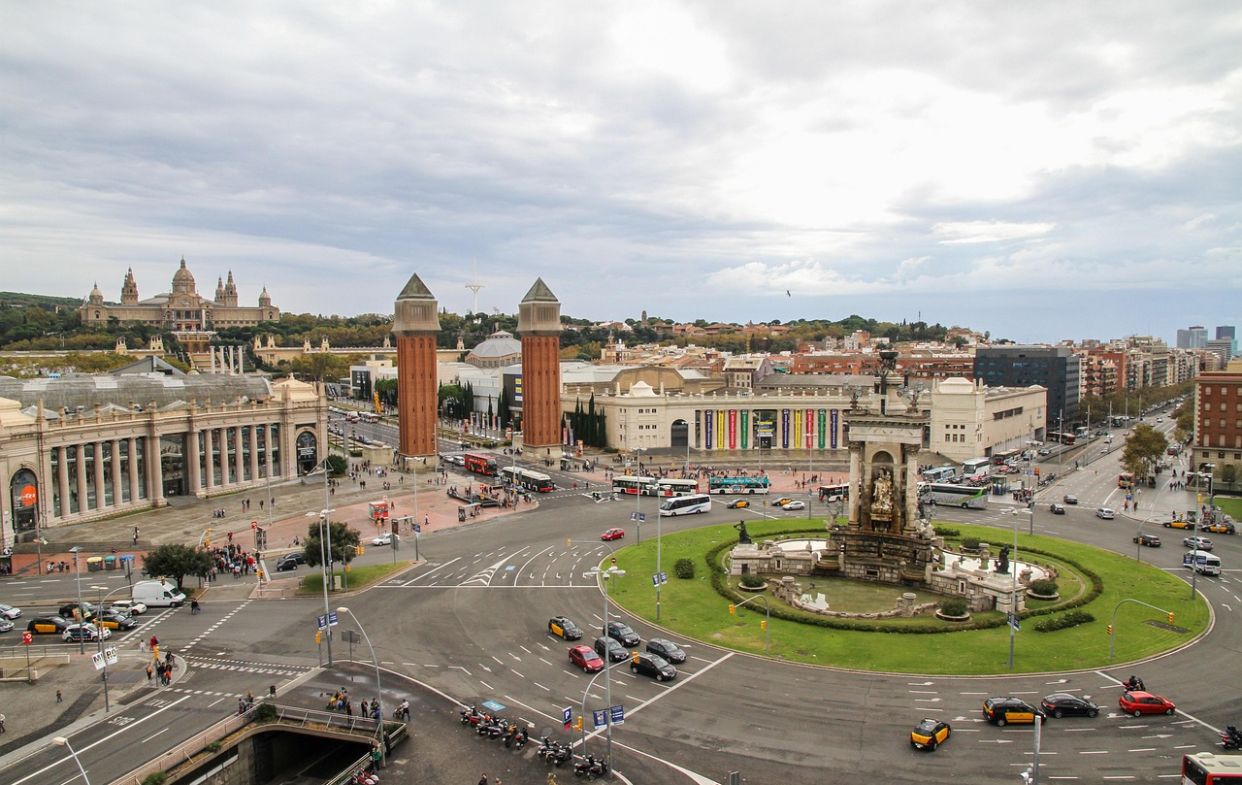 Barcelona vrea să tripleze taxa turistică. Ce categorie de turiști sunt vizați de măsură