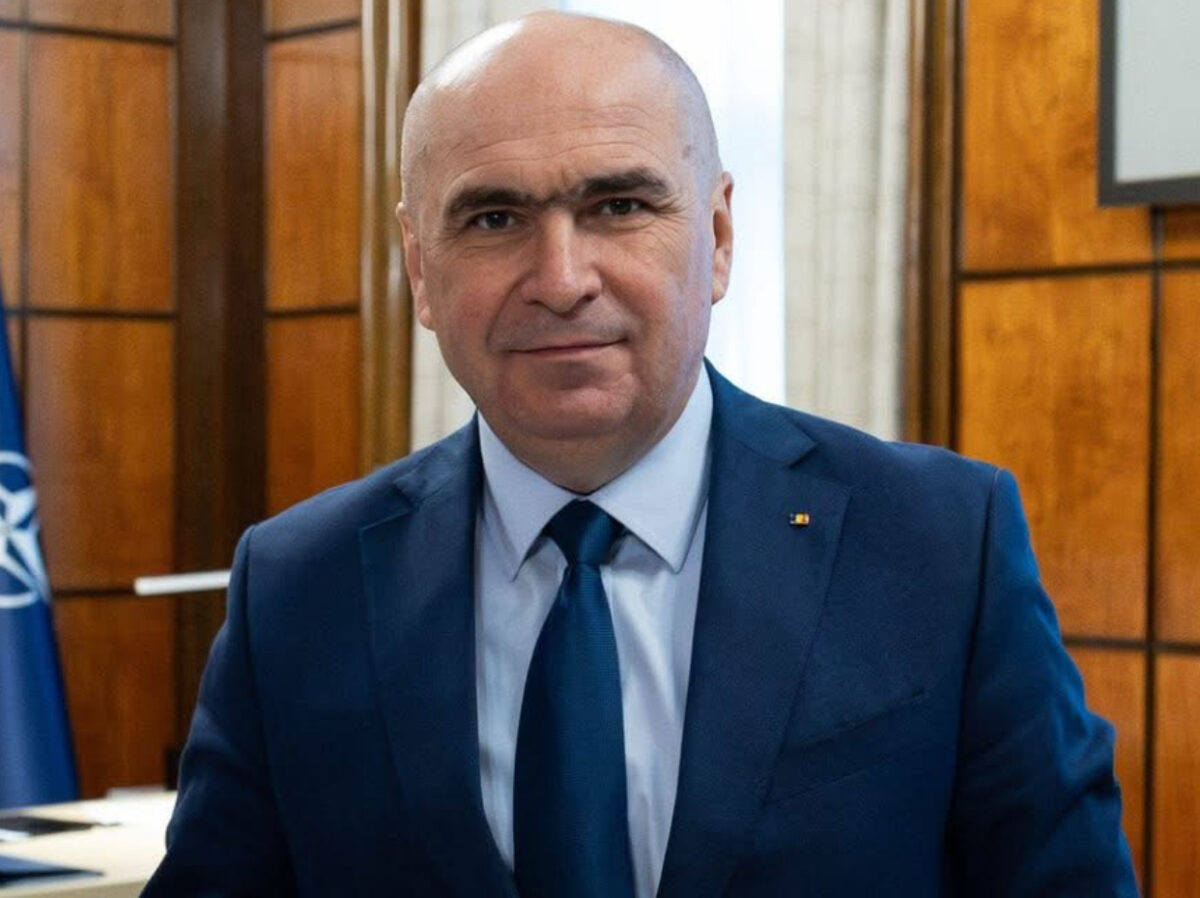 Bolojan: Interdicția cumulului pensie–salariu nu e abandonată, ci amânată. Excepții pentru școli și spitale