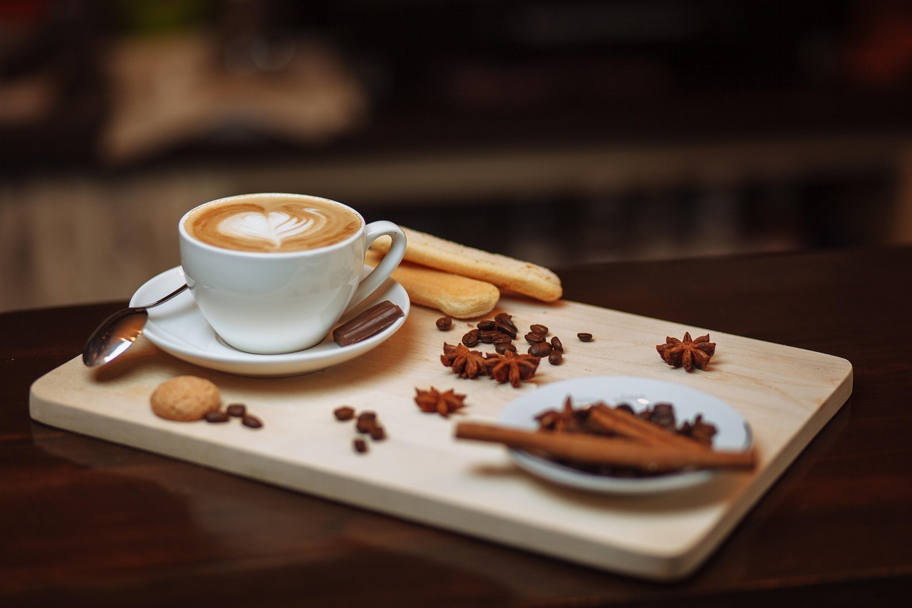 Câtă cafea poți bea pe zi fără să-ți afectezi inima. Un nou studiu stabilește limita