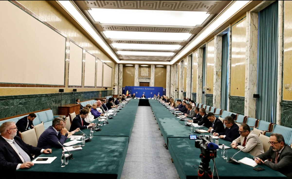 Politicianul în care bucureștenii au cea mai mare încredere. Locul ocupat de află Bolojan. Sondaj