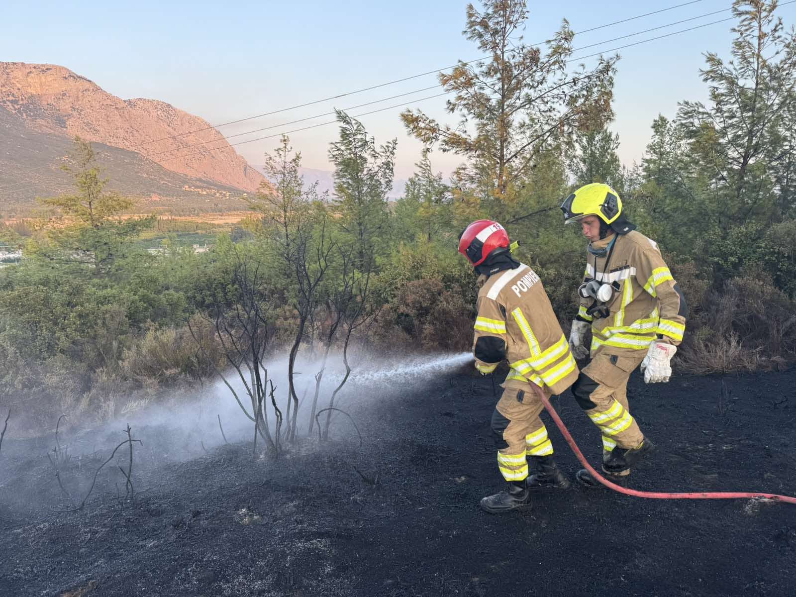 Alertă de călătorie MAE pentru Grecia. Risc extrem de incendii în insule și zone turistice. Numere utile pentru români