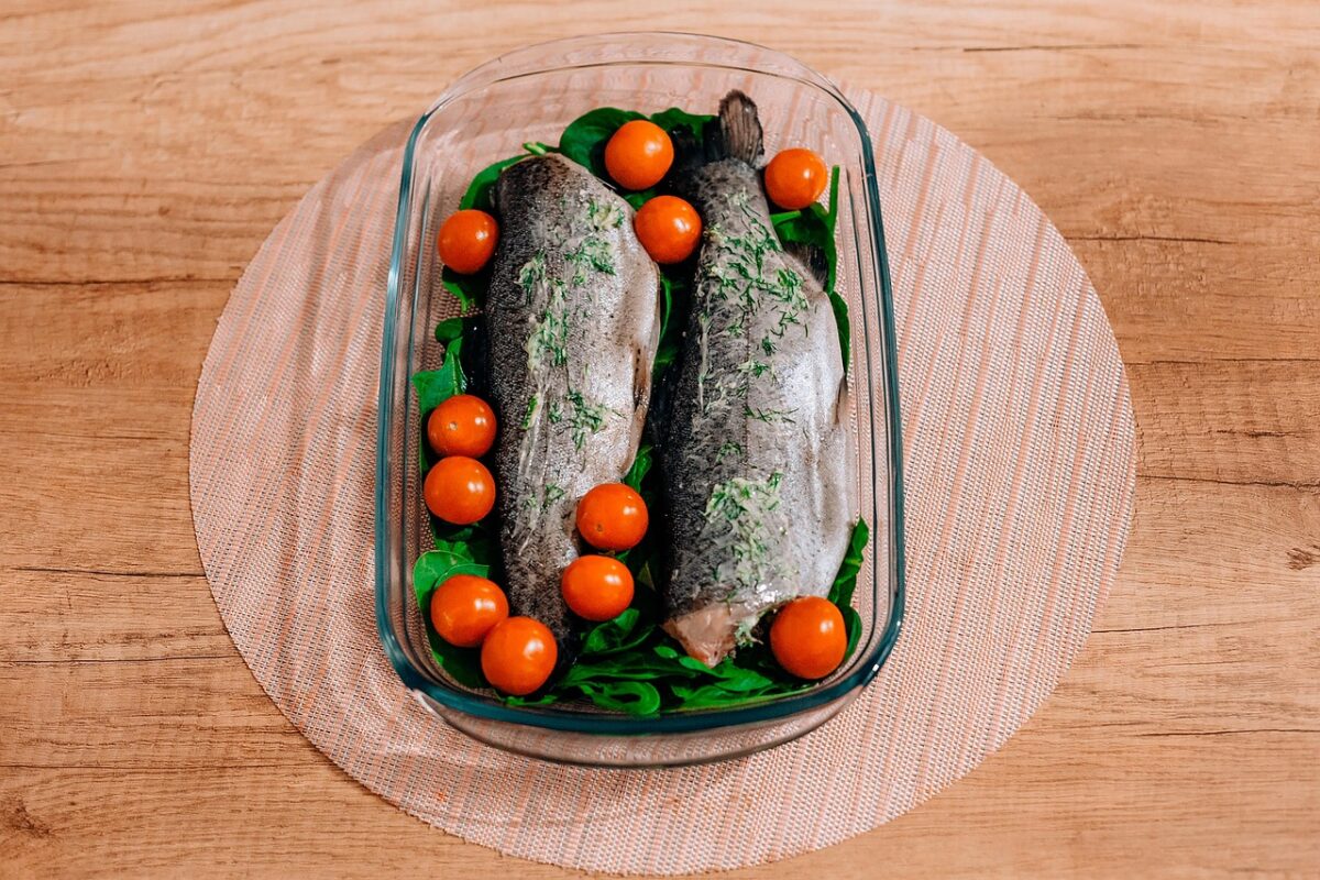 Dezlegare la pește de Florii. Cum își adaptează românii meniul din cauza prețurilor