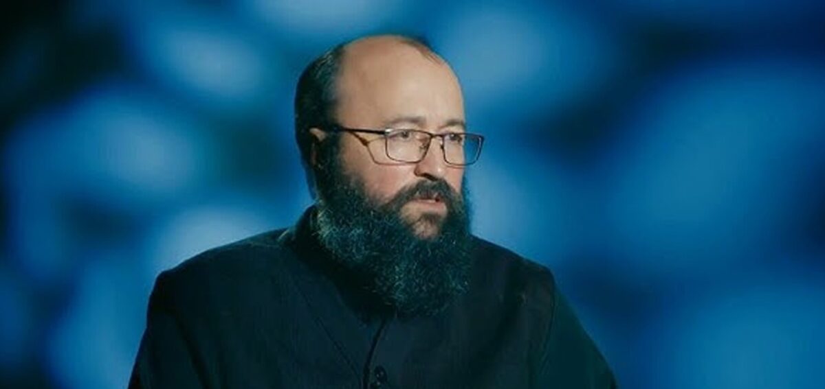 Preotul-vedetă Visarion Alexa, condamnat cu suspendare pentru abuz la spovedanie