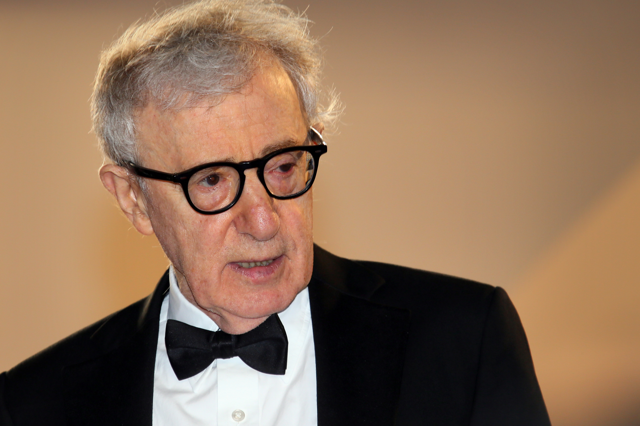 Jeffrey Epstein, descris de Woody Allen: Fermecător și sociabil