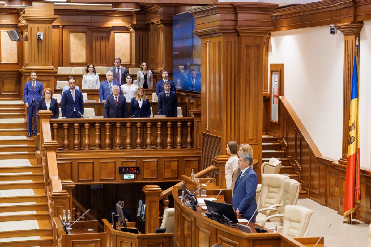 Judecători şi procurori din întreaga ţară declanşează proteste. CSM solicită retragerea proiectului privind reforma pensiilor