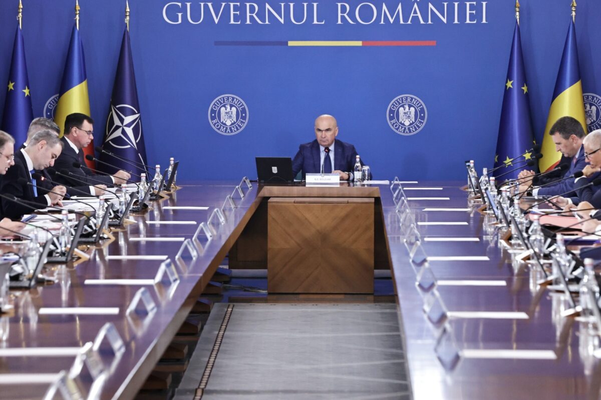 Guvernul reduce sinecurile din Consiliile de Administrație ale companiilor de stat