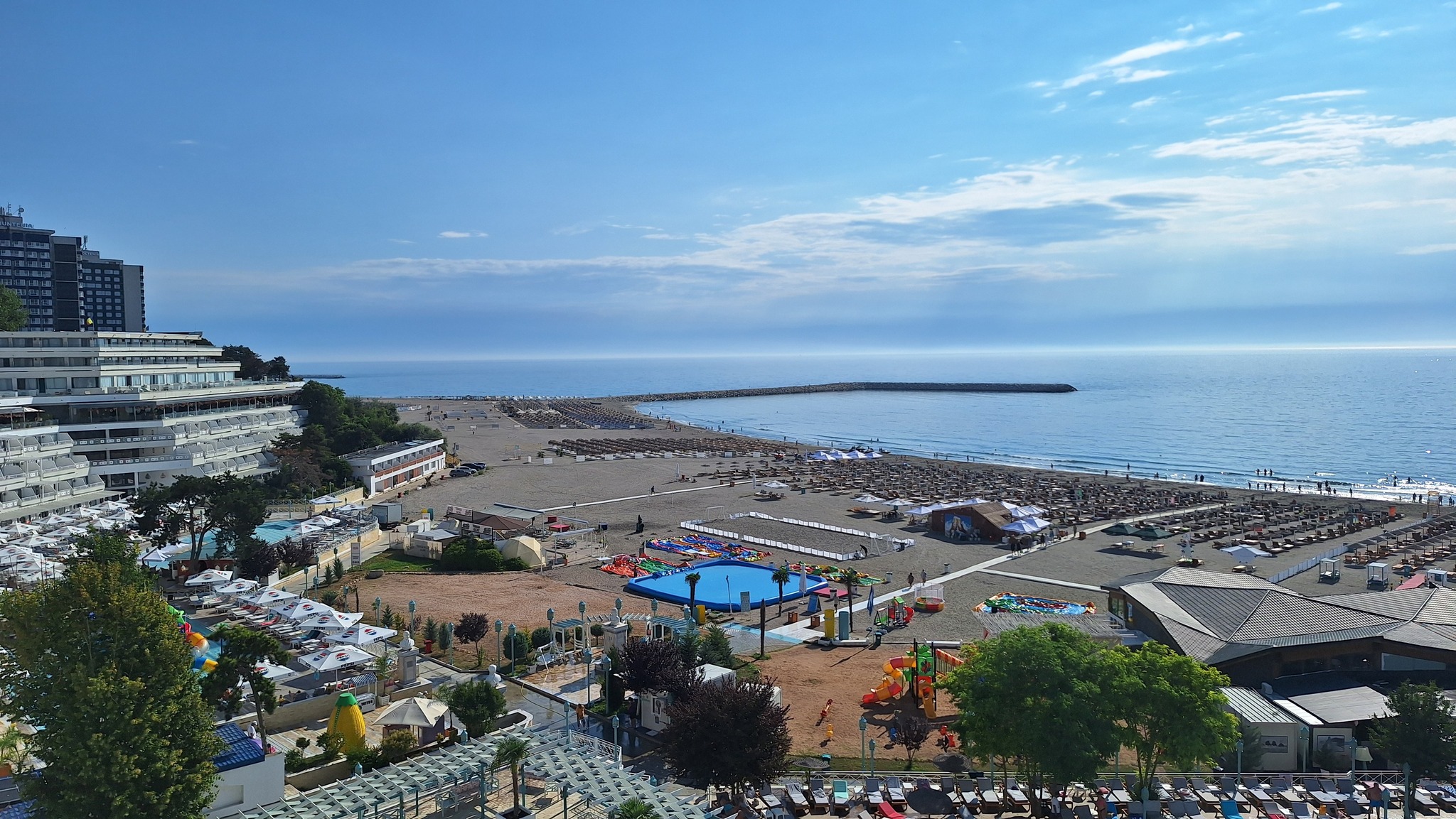 Dezastru pe Litoral, după tăierea voucherelor de vacanță. Proprietarii fug în economia gri, iar statul pierde milioane