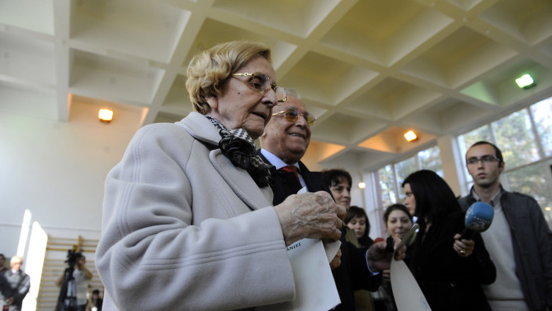 Ion Iliescu, confesiune rară despre soția sa, Nina. Detaliul puțin cunoscut din viața celor doi