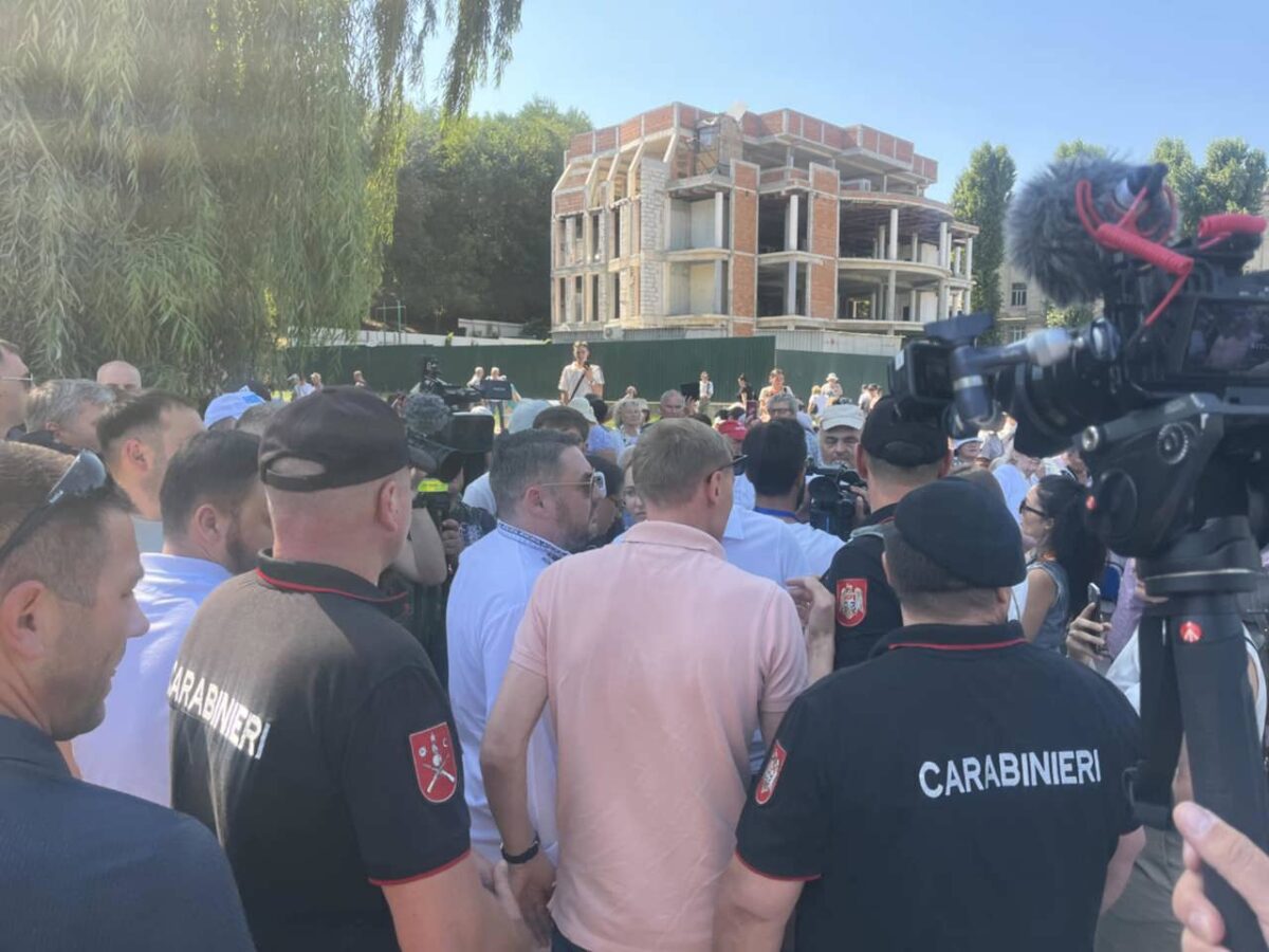 Chișinău: Protest neautorizat al organizației „Șor”, 69 de persoane reținute