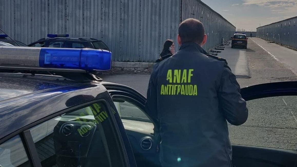 ANAF investighează rețele de fraudă în industria panourilor fotovoltaice. Prejudiciu de milioane