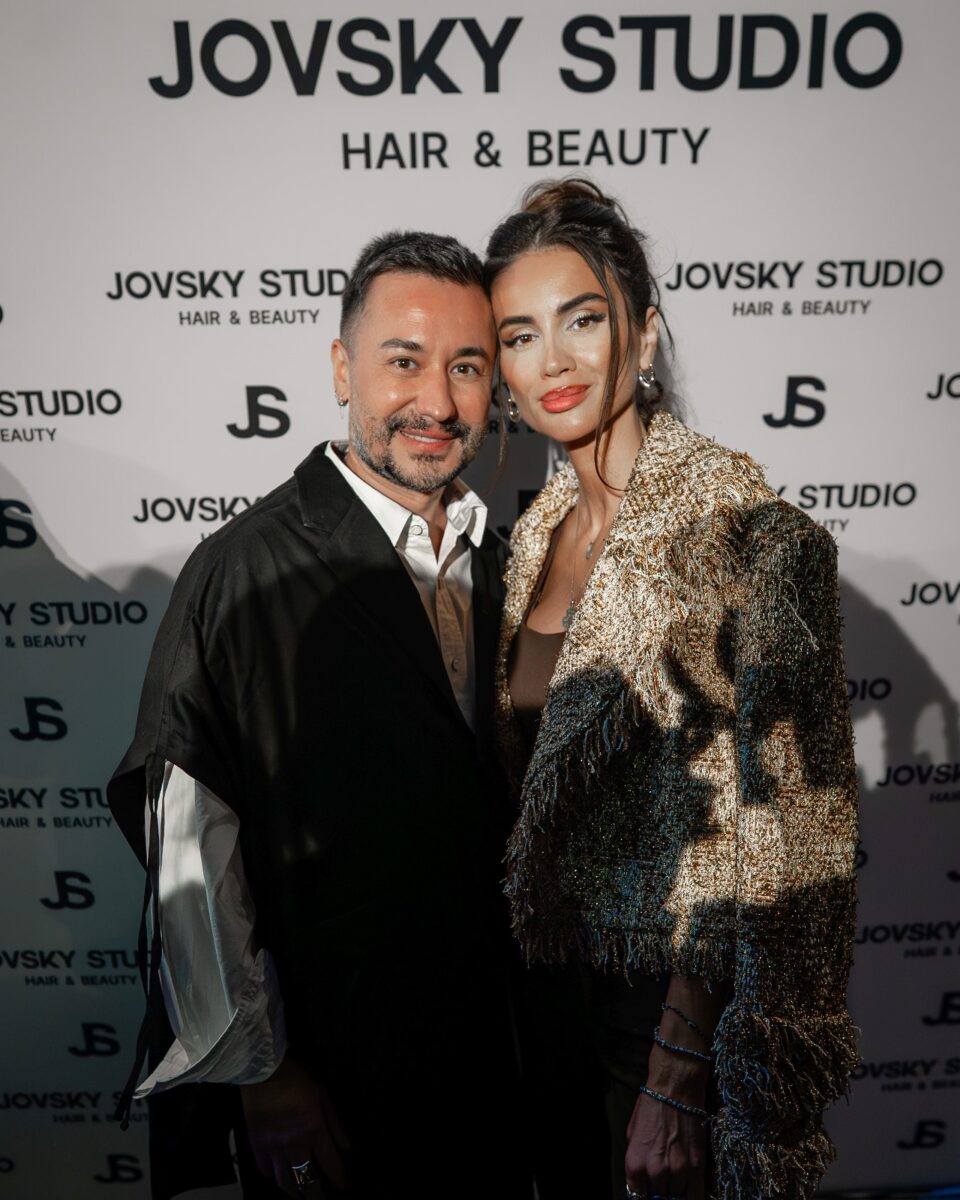 Adrian Perjovschi si Geanina Ilieș ok