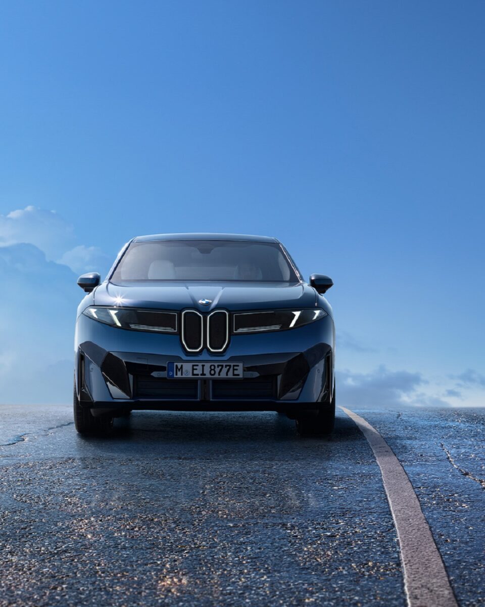 BMW iX3. Primele imagini cu noul SUV electric al constructorului germa