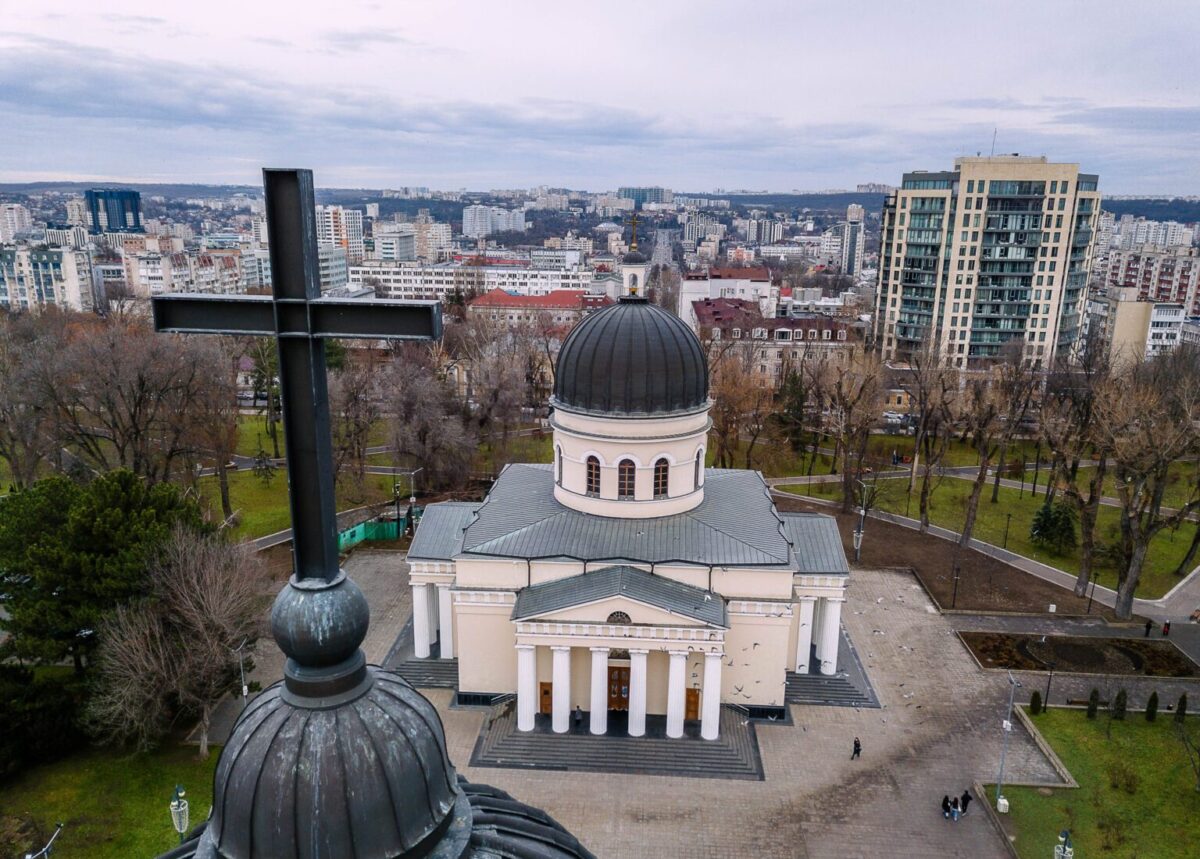 Biserica rusă din Republica Moldova. Preoții sunt chemați să evite propagandă politică înainte de alegeri