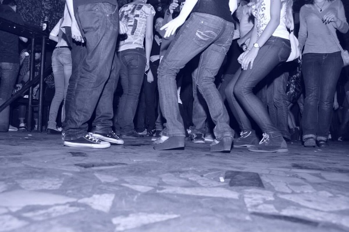 Povestea clubului din inima Bucureștiului care a marcat generații de artiști